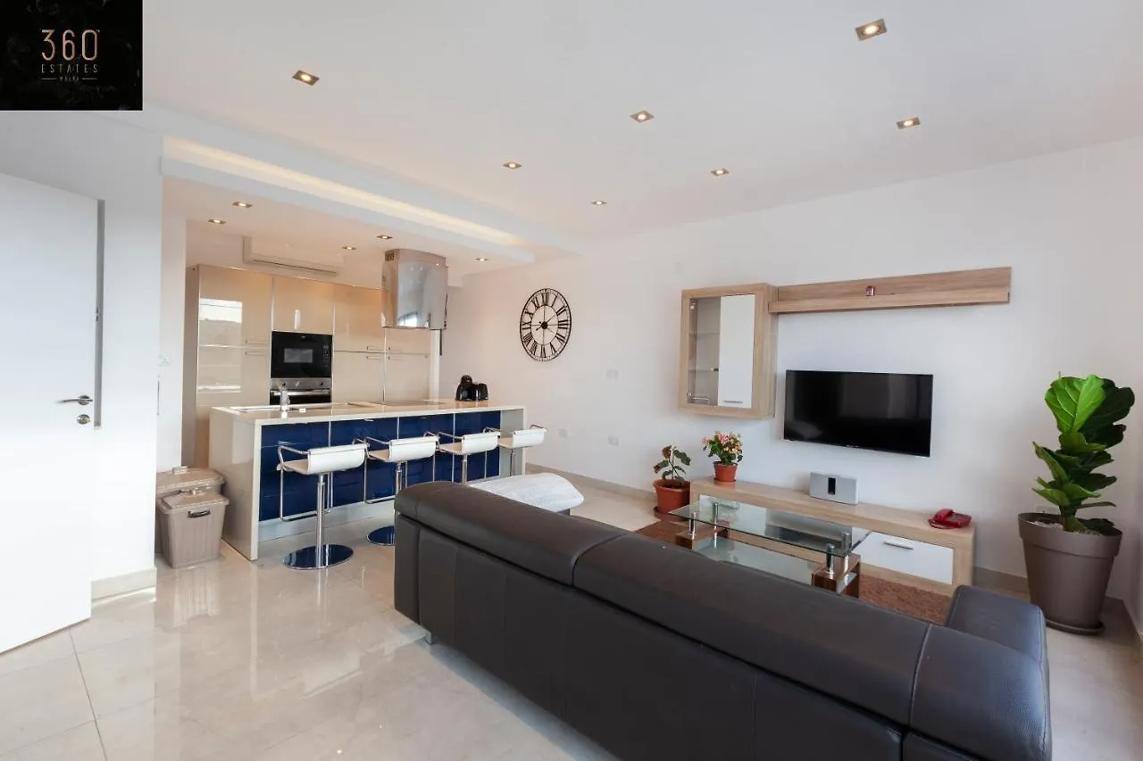 Penthouse With Bbq Kitchen Island & Massive Living Room By 360 Estates San Ġiljan 0*,  Malte