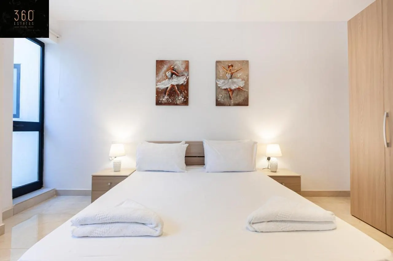 Penthouse With Bbq Kitchen Island & Massive Living Room By 360 Estates San Ġiljan 0*,